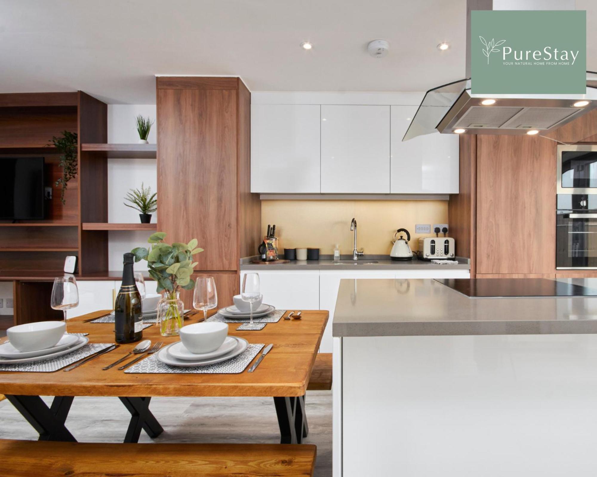 Stunning 5 Bed Manchester House With Parking By Purestay Short Lets & Serviced Accommodation מראה חיצוני תמונה
