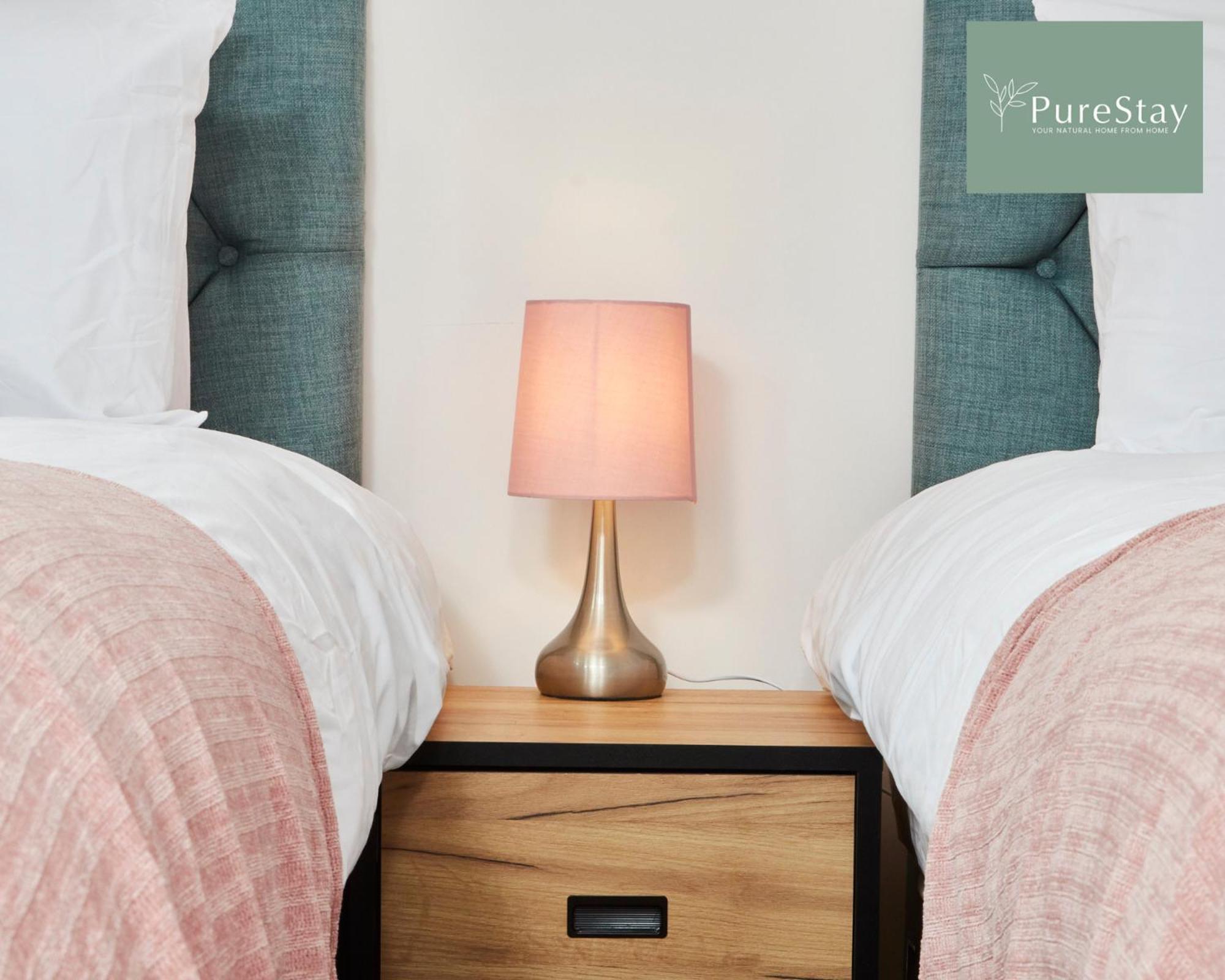 Stunning 5 Bed Manchester House With Parking By Purestay Short Lets & Serviced Accommodation מראה חיצוני תמונה