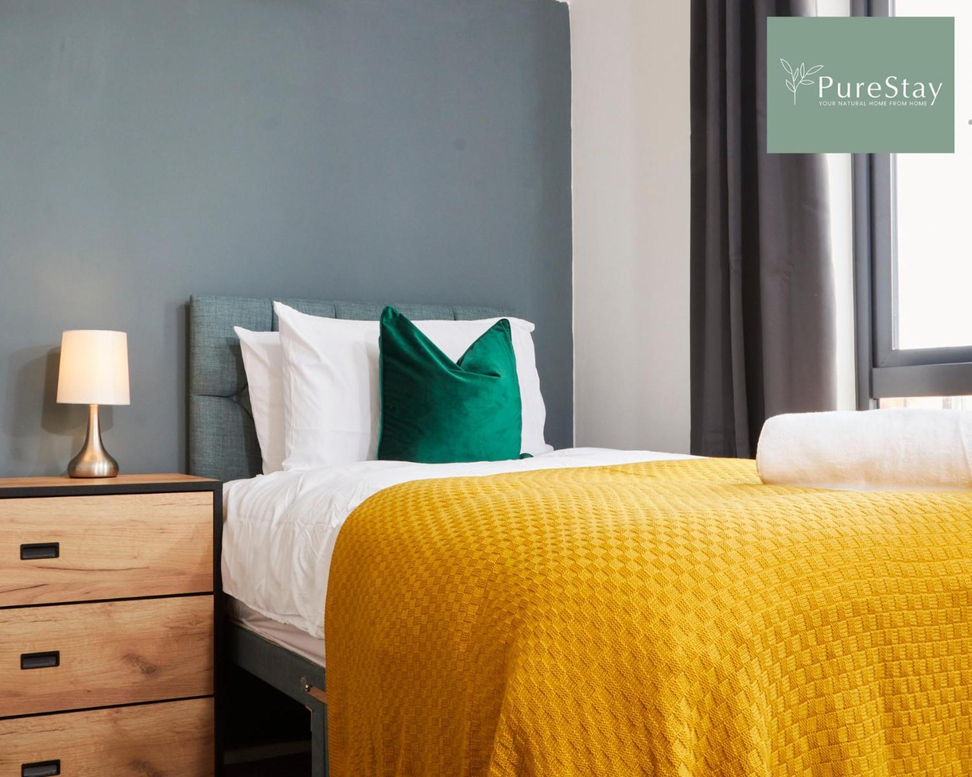 Stunning 5 Bed Manchester House With Parking By Purestay Short Lets & Serviced Accommodation מראה חיצוני תמונה