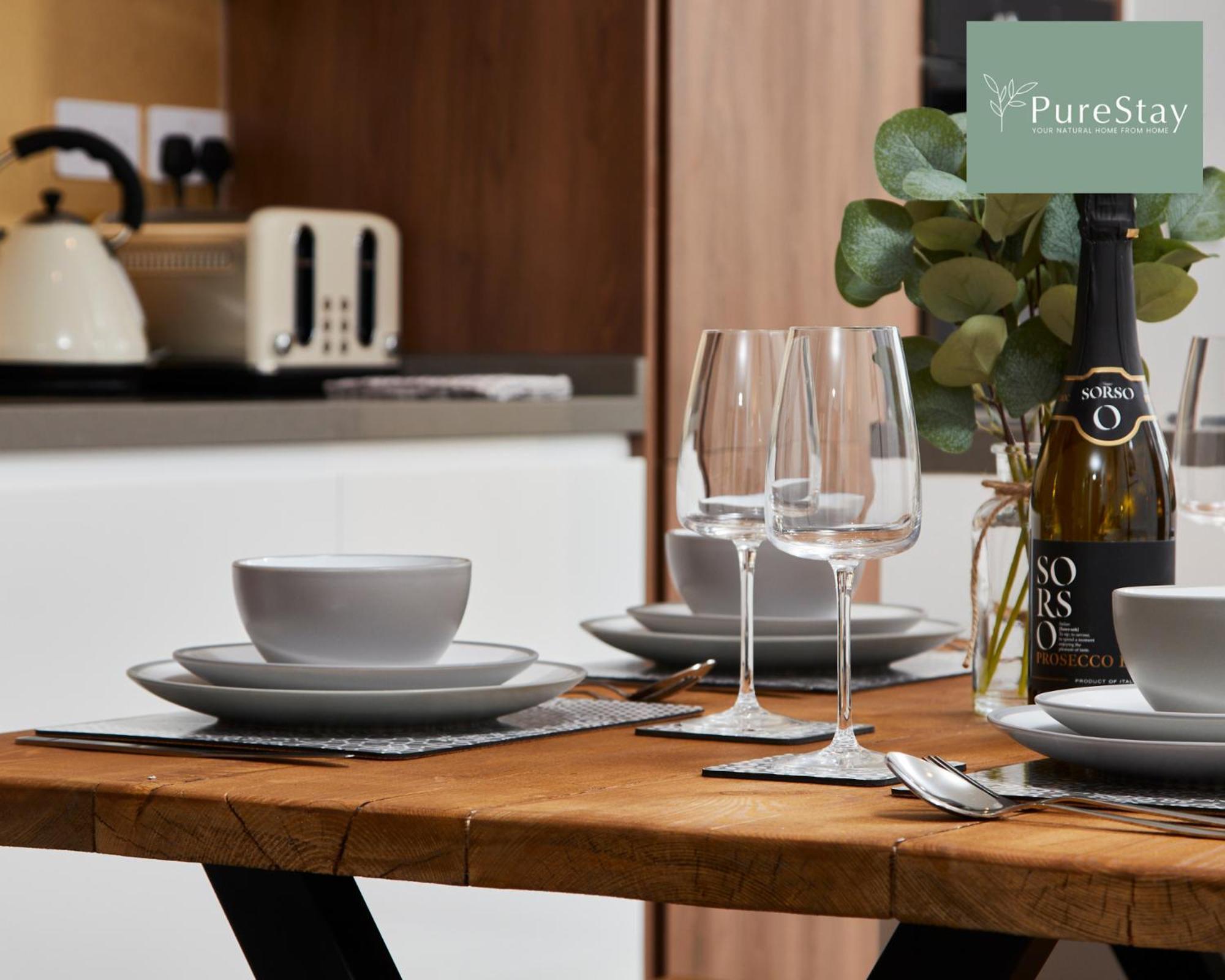 Stunning 5 Bed Manchester House With Parking By Purestay Short Lets & Serviced Accommodation מראה חיצוני תמונה