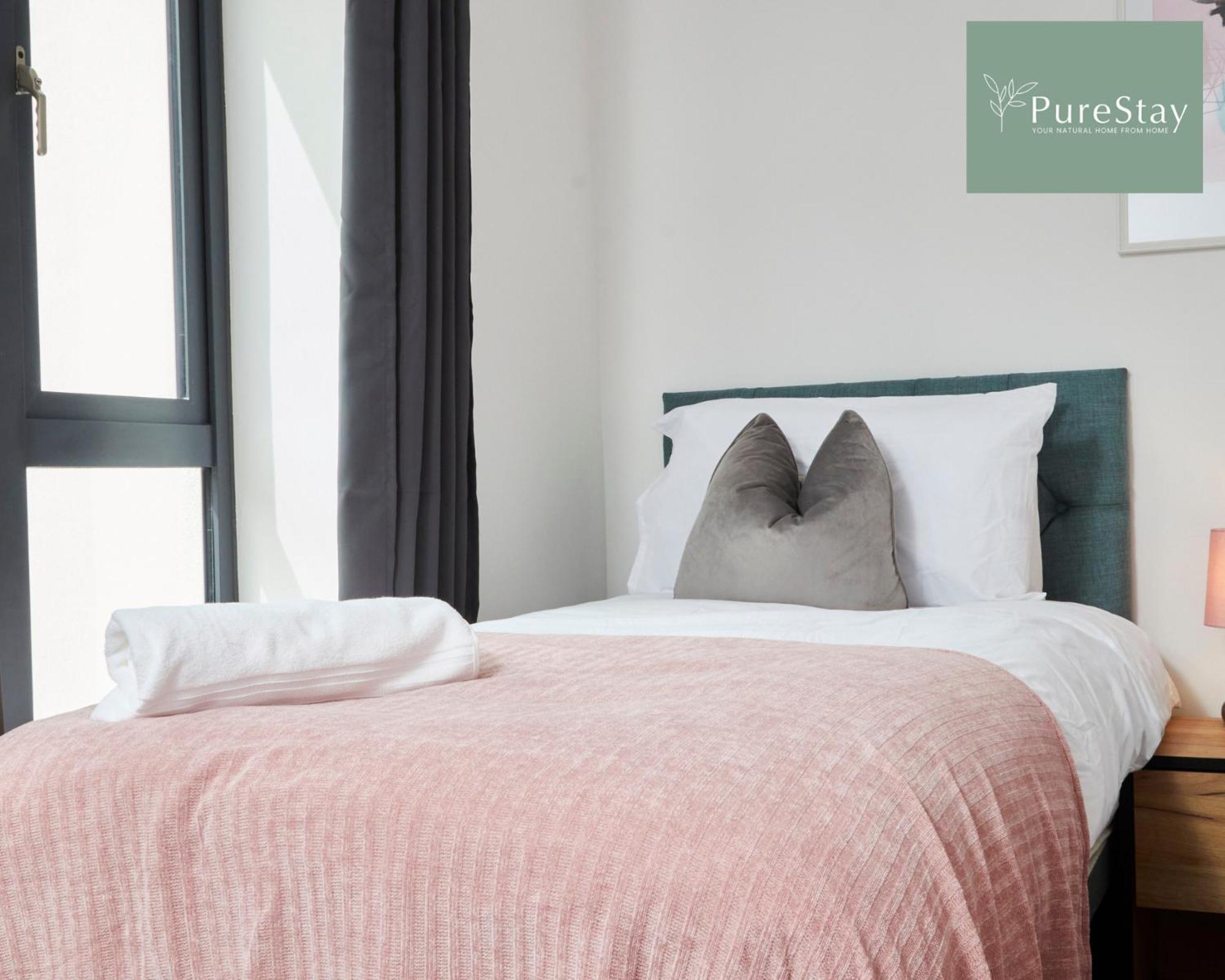 Stunning 5 Bed Manchester House With Parking By Purestay Short Lets & Serviced Accommodation מראה חיצוני תמונה