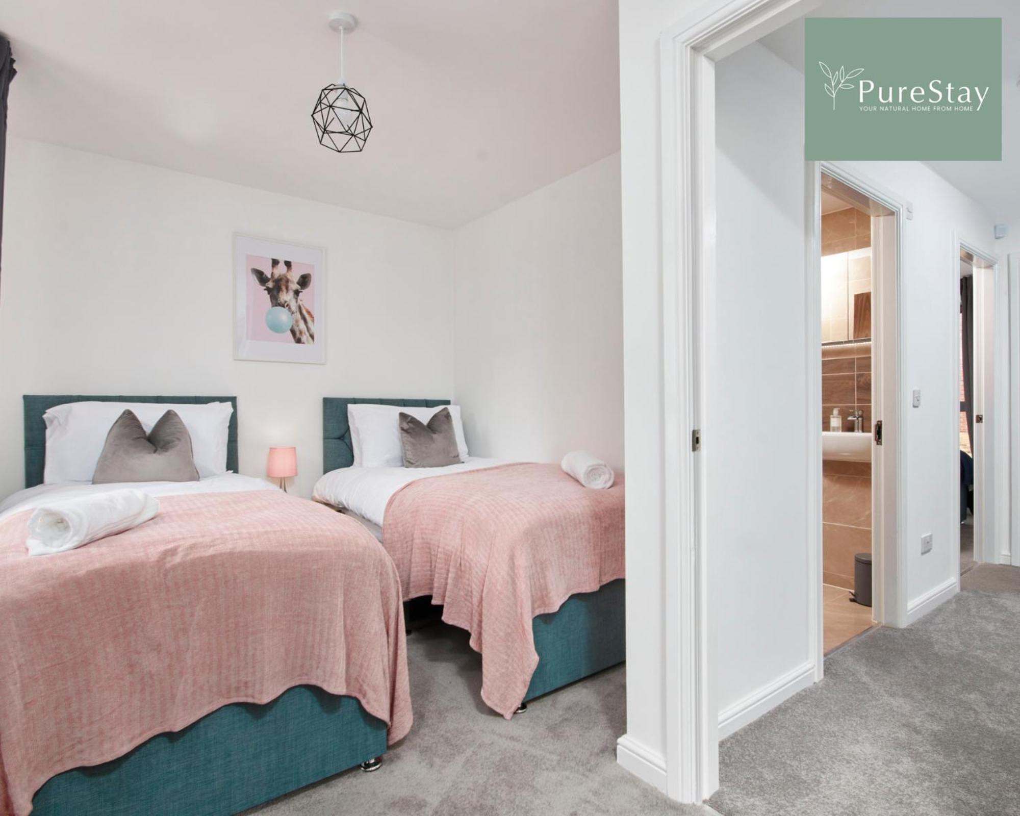 Stunning 5 Bed Manchester House With Parking By Purestay Short Lets & Serviced Accommodation מראה חיצוני תמונה