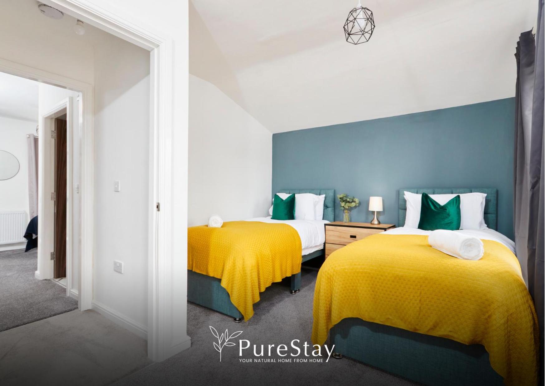 Stunning 5 Bed Manchester House With Parking By Purestay Short Lets & Serviced Accommodation מראה חיצוני תמונה