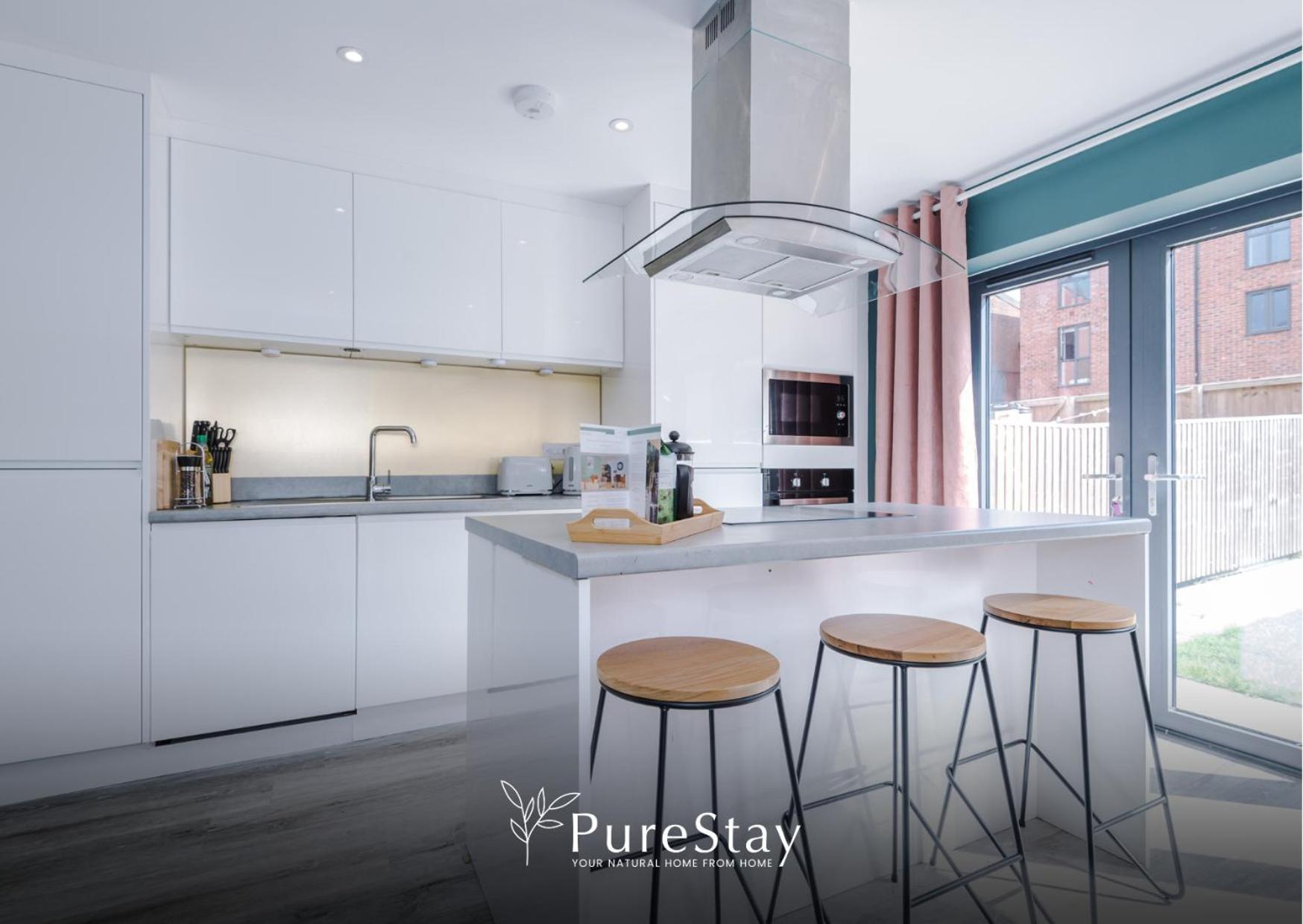 Stunning 5 Bed Manchester House With Parking By Purestay Short Lets & Serviced Accommodation מראה חיצוני תמונה